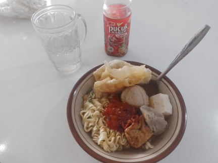Bakso cuangki indomie